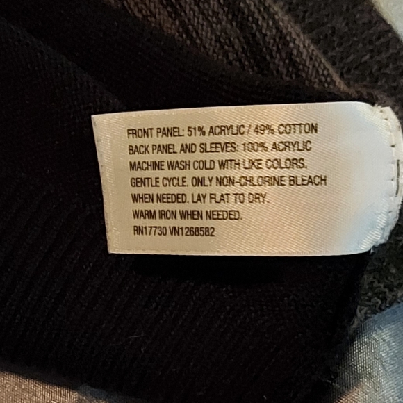 Mossimo 3/4 Sleeve Lightweight Sweater - Picture 4 of 7